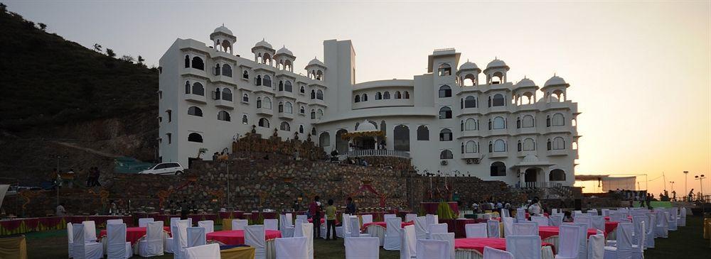 Bhairavgarh Palace Udaipur Exterior foto